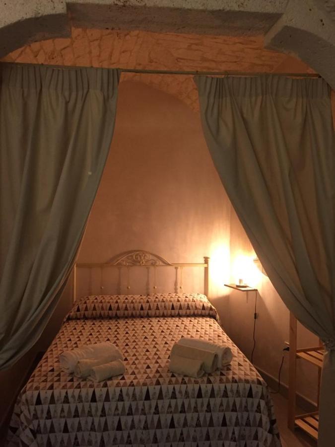オストゥーニLa Nicchia Di Paolaアパートメント エクステリア 写真